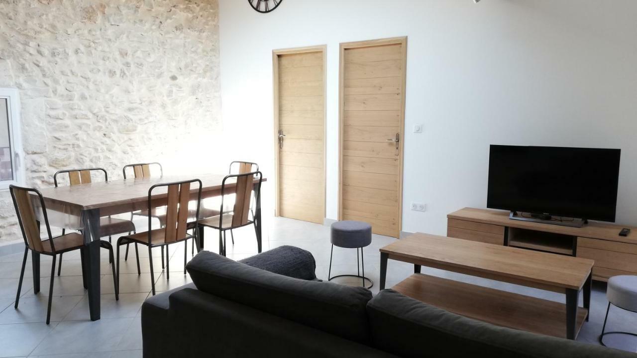 Gite Du Domaine Saint Jean De L'Arbousier كاستريس المظهر الخارجي الصورة