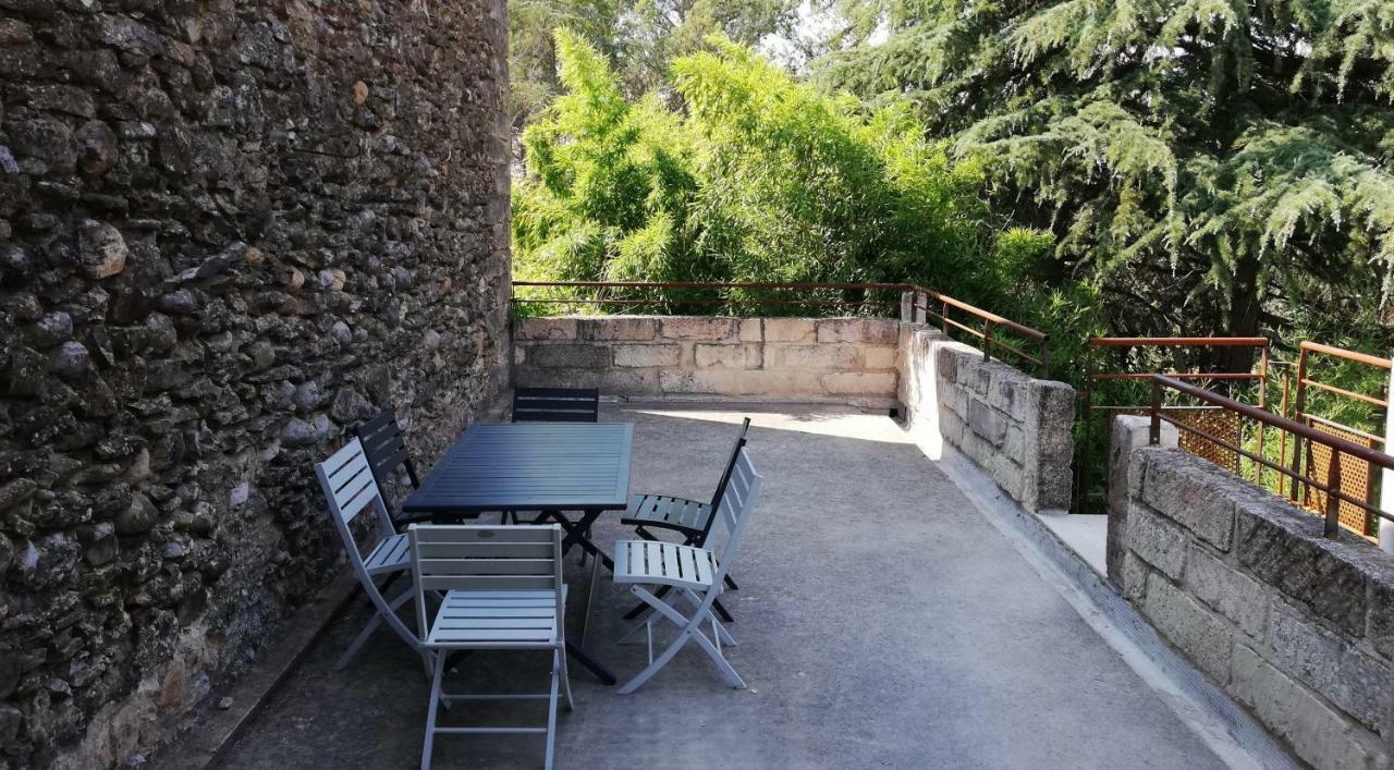 Gite Du Domaine Saint Jean De L'Arbousier كاستريس المظهر الخارجي الصورة